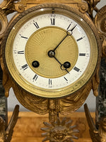 Adler-Tischpendule