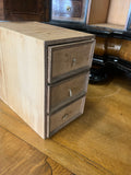 Modell-Kabinettschrank