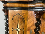 Modell-Kabinettschrank