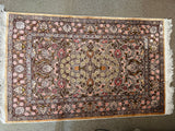 Hereke, signiert
