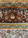 Hereke, signiert