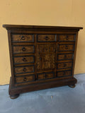 Kabinettschrank