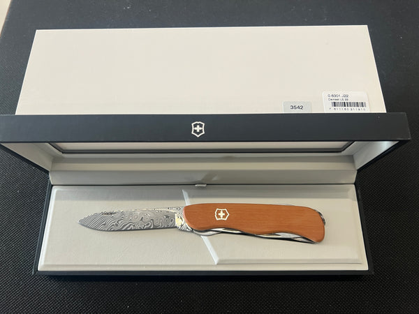 Victorinox